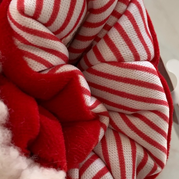 BABY DEER CHRISTMAS SANTA CLAUS BOOTIES THAT RATTLE SIZE 12-18 MONTHS NEW - Picture 5 of 9